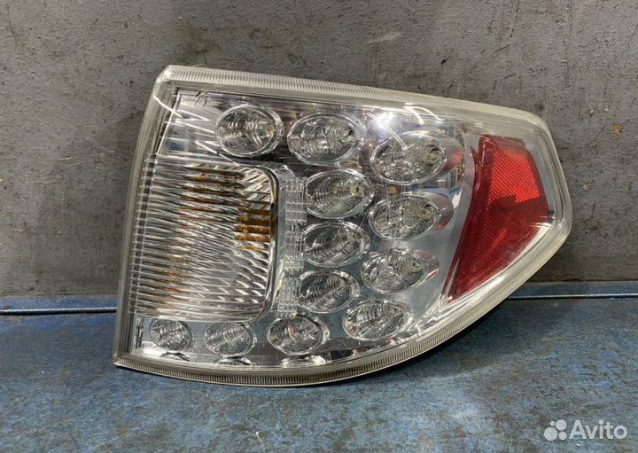 Фонарь правый Subaru Impreza GH/G22