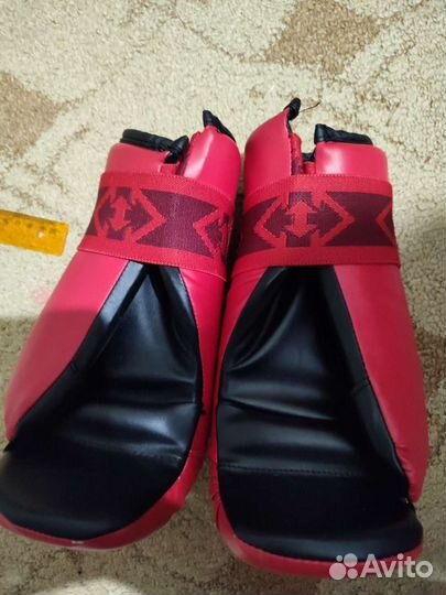 Защита футы перчатки