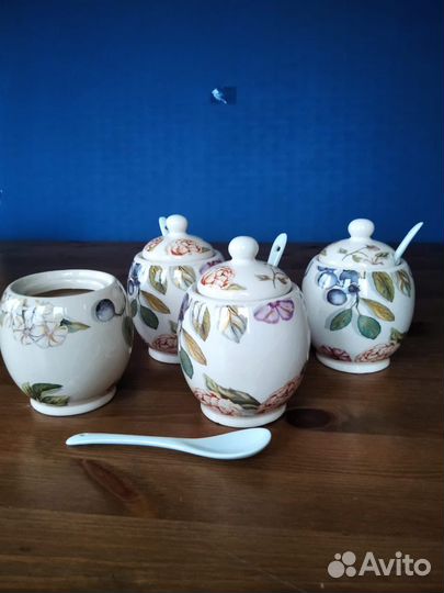 Сервиз керамический