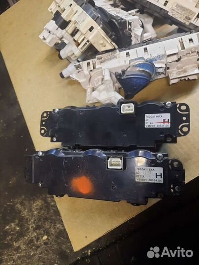 Блок управления отопителем Mitsubishi