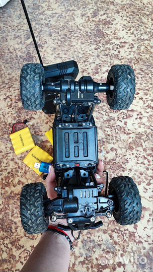 Машинка Монстр трак на радиоуправлении