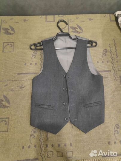 Школьный костюм