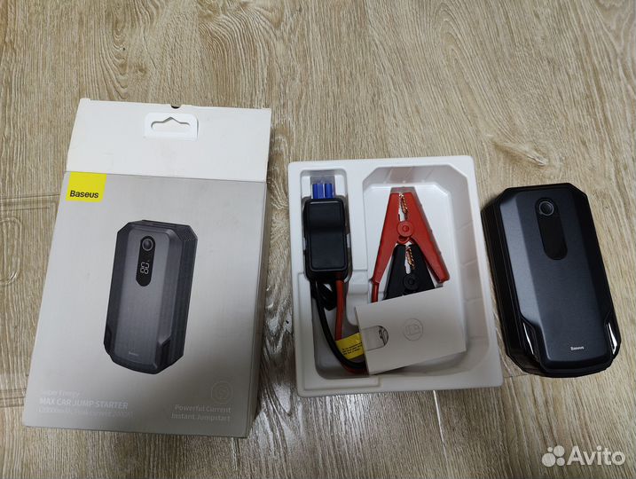 Пускач, бустер, пусковое устройство Baseus 2000A