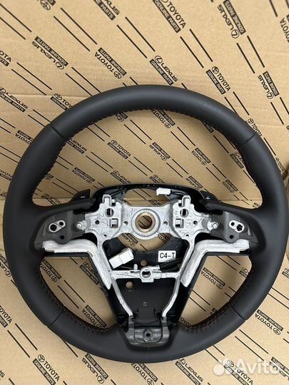 Руль Toyota Camry GR Sport