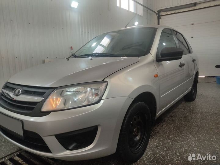 LADA Granta 1.6 МТ, 2017, 104 600 км
