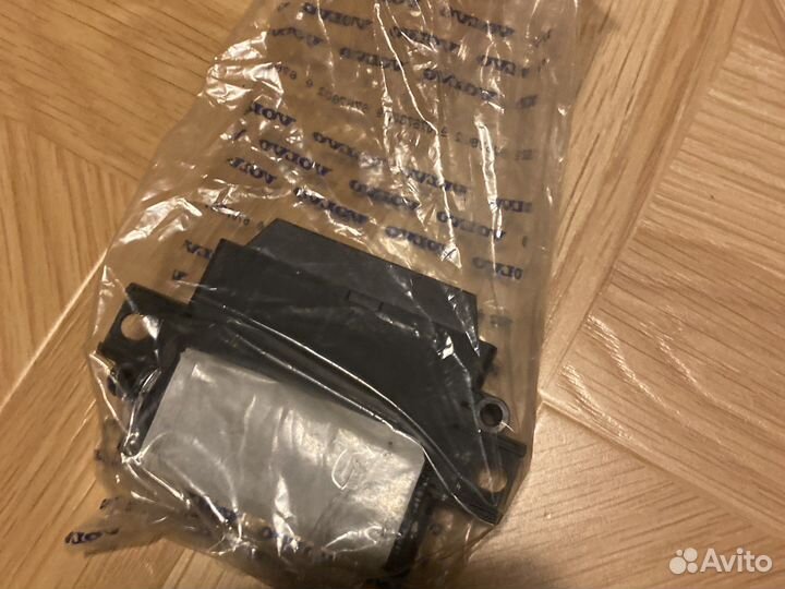 Блок управления парктроников 31341089