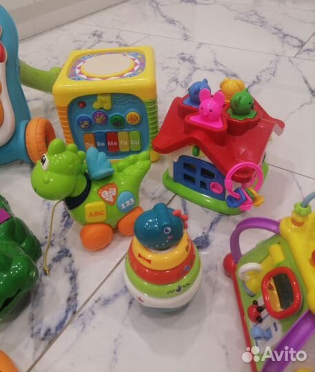 Развивающие игрушки для малышей