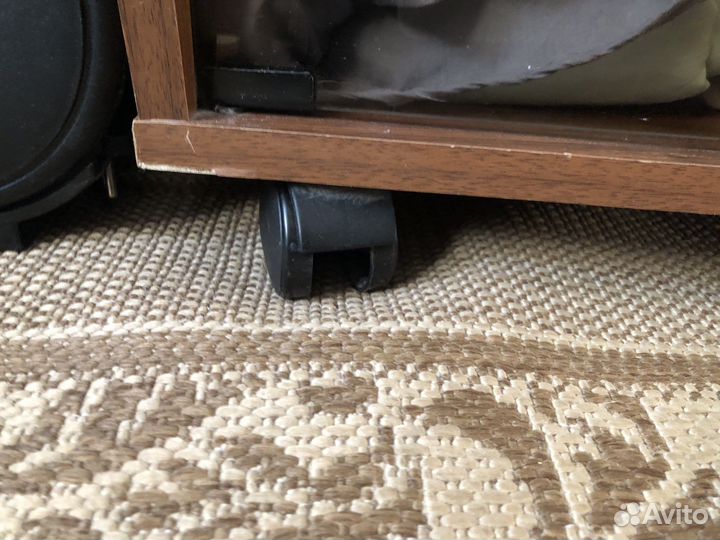 Тумба под телевизор