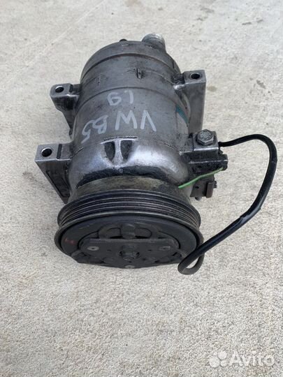 Компрессор кондиционера Volkswagen Passat B5