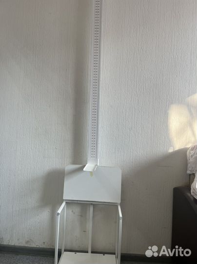 Пподаеться медицинский ростомер