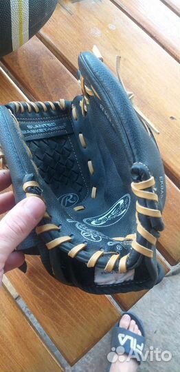 Бейсбольная перчатка (ловушка)