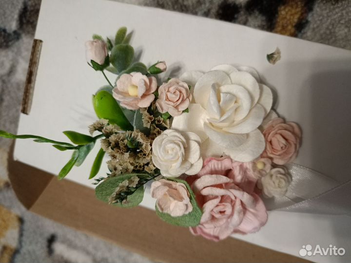 Набор для свадьбы (бутоньерка и повязка на руку)