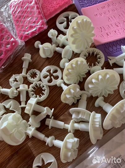 Аксессуары для работы с мастикой