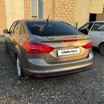 Ford Focus 1.6 AMT, 2011, 215 000 км, с пробегом, цена 900 000 руб.