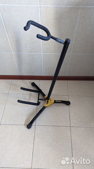 Гитарная стойка Hercules GS405B б/у