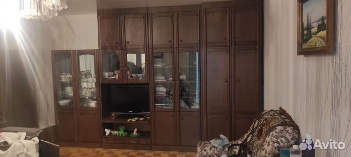 Стенка в гостиную