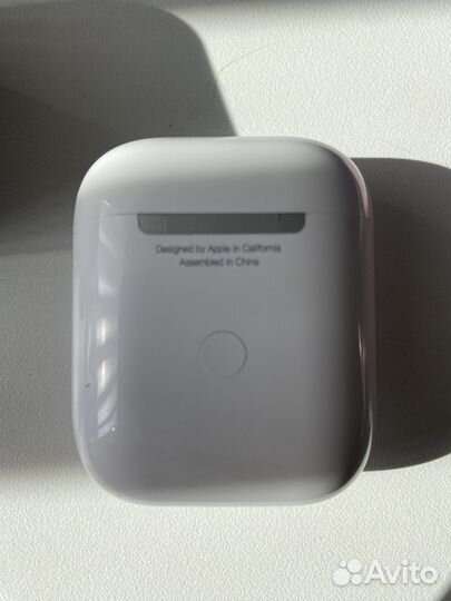 Чехол с аккумулятором Appel для наклников Air Pods