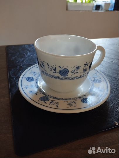 Чашка с блюдцем