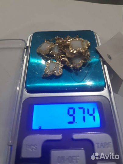 Золотое колье Van Cleef