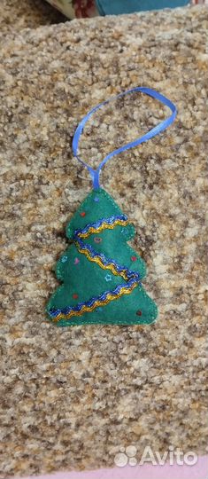 Елочные игрушки