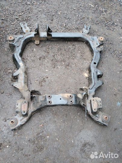 Подрамник (балка подмоторная) Captiva С100