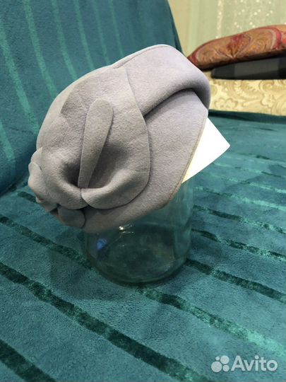 Элегантная женская шляпка