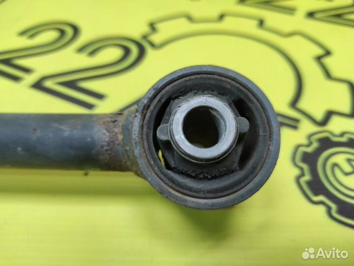 Рычаг задний левый Toyota Harrier GSU30 2grfe