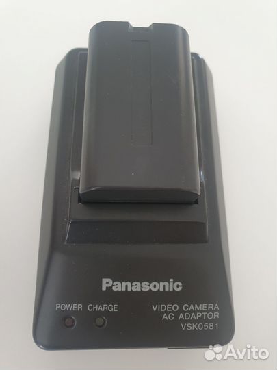 Зарядное устройство для видеокамеры Panasonic