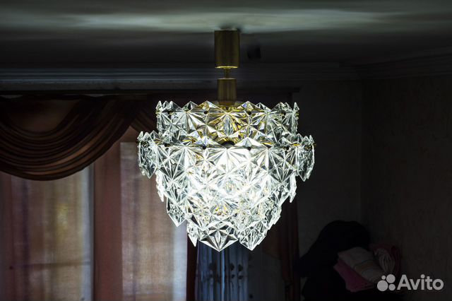 Винтажная люстра Искра 50 хрусталей
