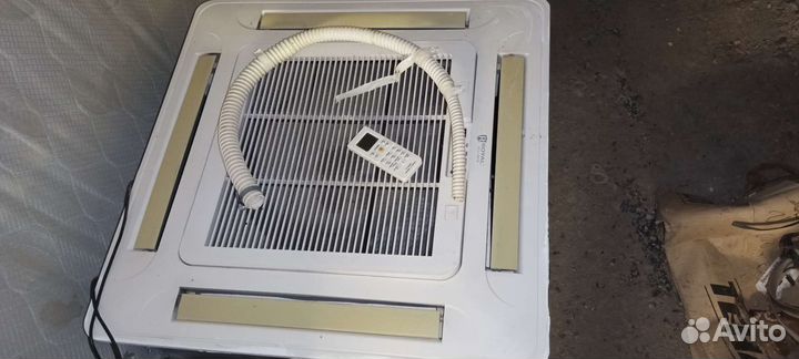 Фанкойл кассетный Royal clima