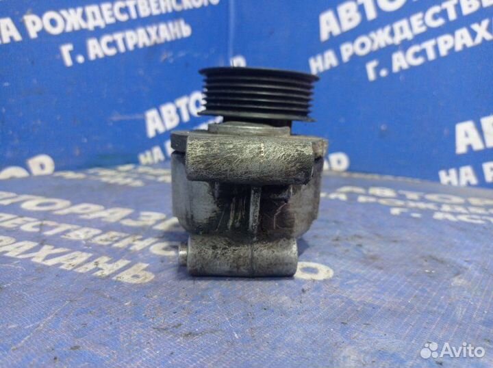 Натяжитель ремня генератора Ford Focus 2 седан