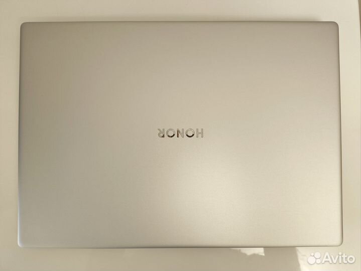 Honor magicbook x16 i5-12450h 16/512