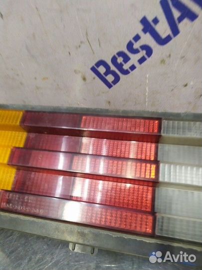 Фонарь задний левый Mercedes-Benz 190 W201 1990