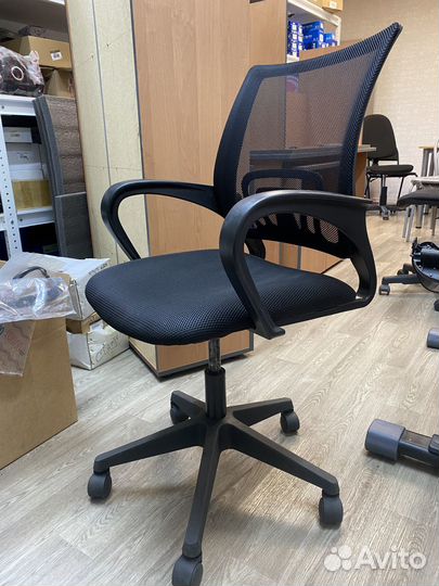 Компьютерное кресло