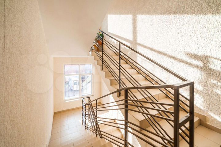 1-к. квартира, 53 м², 2/5 эт.