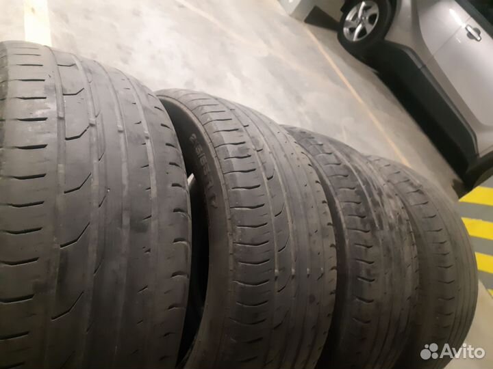 Continental ContiPremiumContact 215/55 R17 94