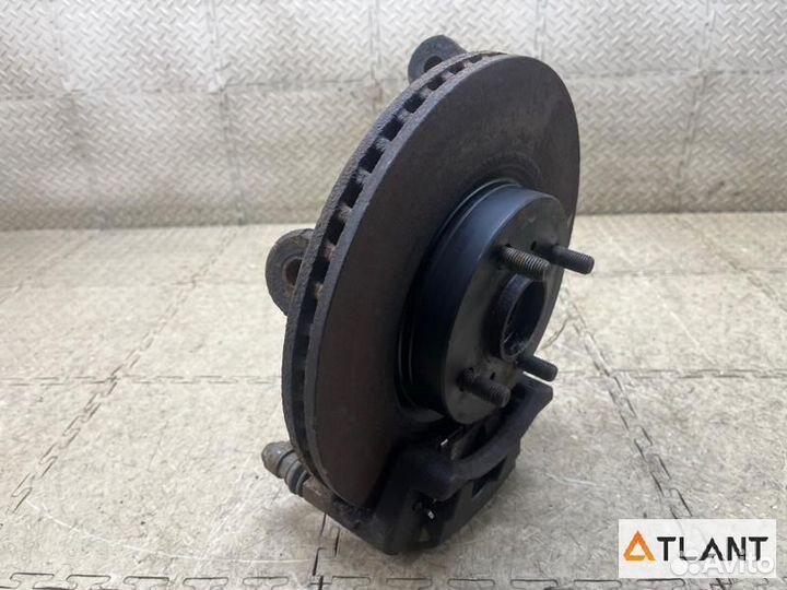 Ступица передняя правая toyota ractis