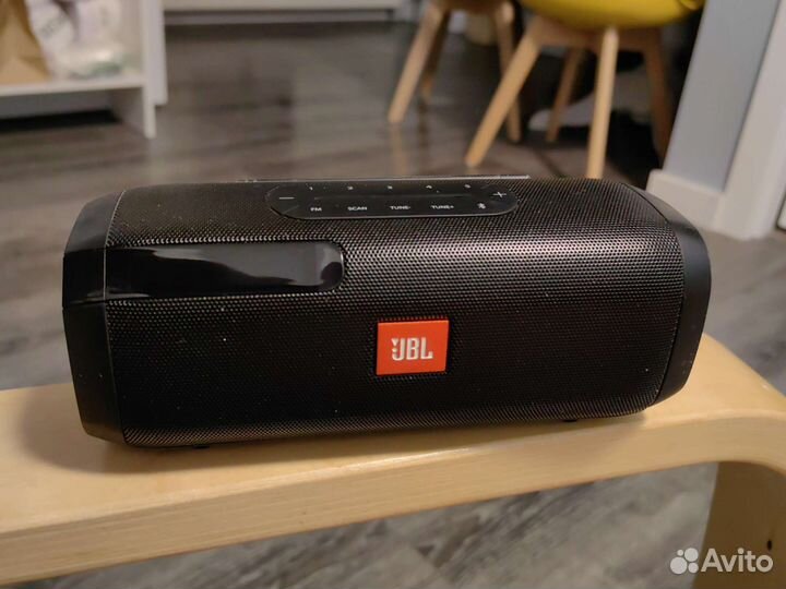 Колонка jbl