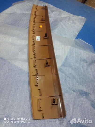 Обшивка двери багажника Porsche Cayenne 2002-2010