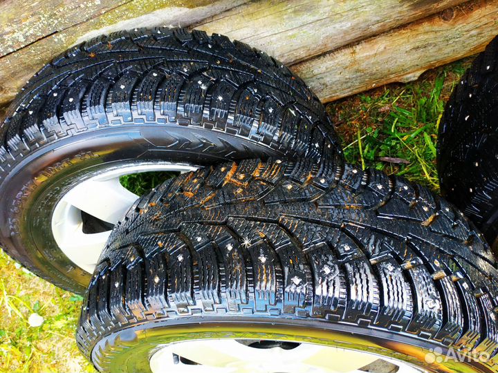 Nokian Tyres Nordman 5 SUV 235/65 R17