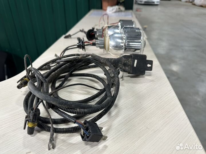 Ксеноновые линзы H4