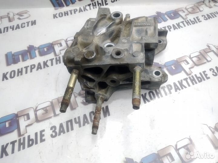Корпус помпы Peugeot Partner 1 TU3JP (KFW) 2005