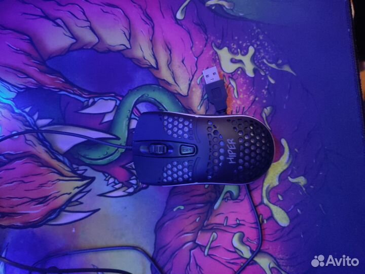 Игровая клавиатура и мышь