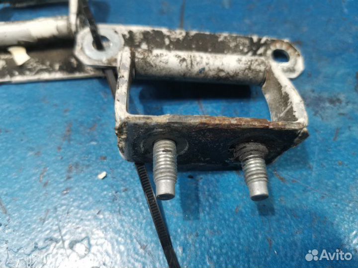 Петли багажника Nissan X-Trail T31