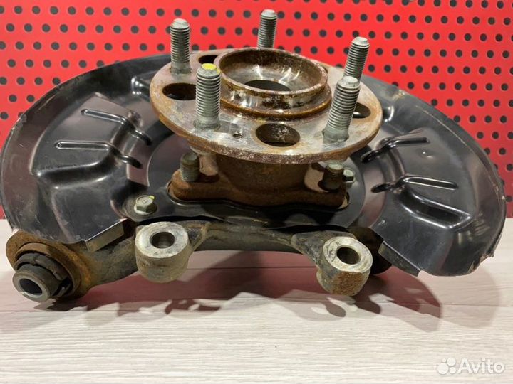 Кулак задний левый Kia Proceed seurpj721 G4LH 1.5