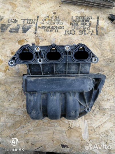 Коллектор впускной Skoda Fabia 2 BZG 199480 2009