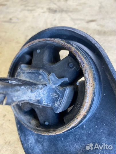 Рычаг подвески задний правый Hyundai Tucson TL 2.0