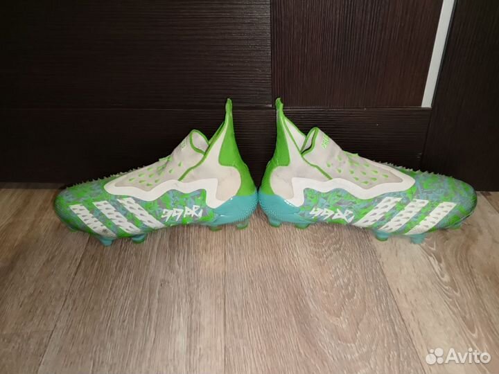 Бутсы adidas predator