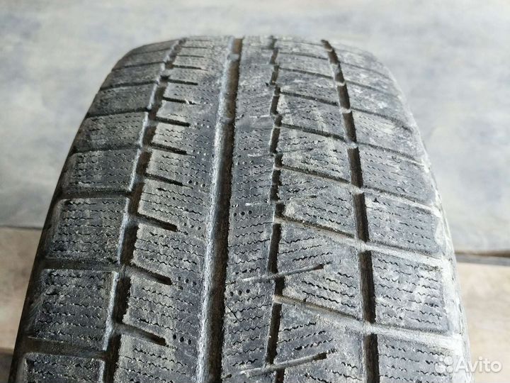 Bridgestone Blizzak Revo GZ 185/55 R16 83Q