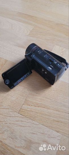 Видеокамера canon